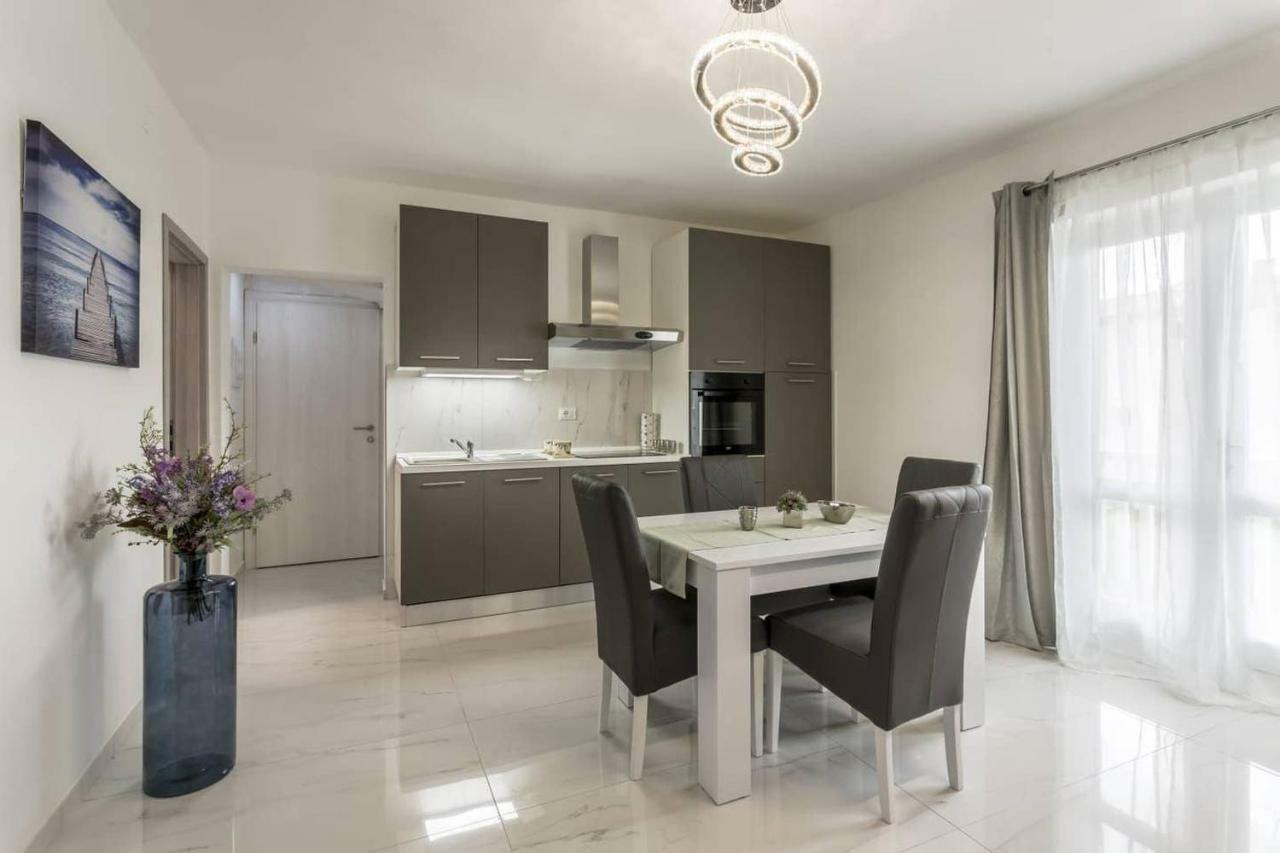 Royal Silver Apartment 보디체 외부 사진